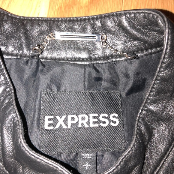 Leather jacket - Picture 4 of 4